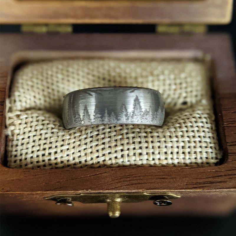 Mens hot sale mountain ring